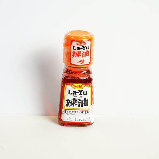 S&b La-yu (chili Oil) With Chili Pepper 33g